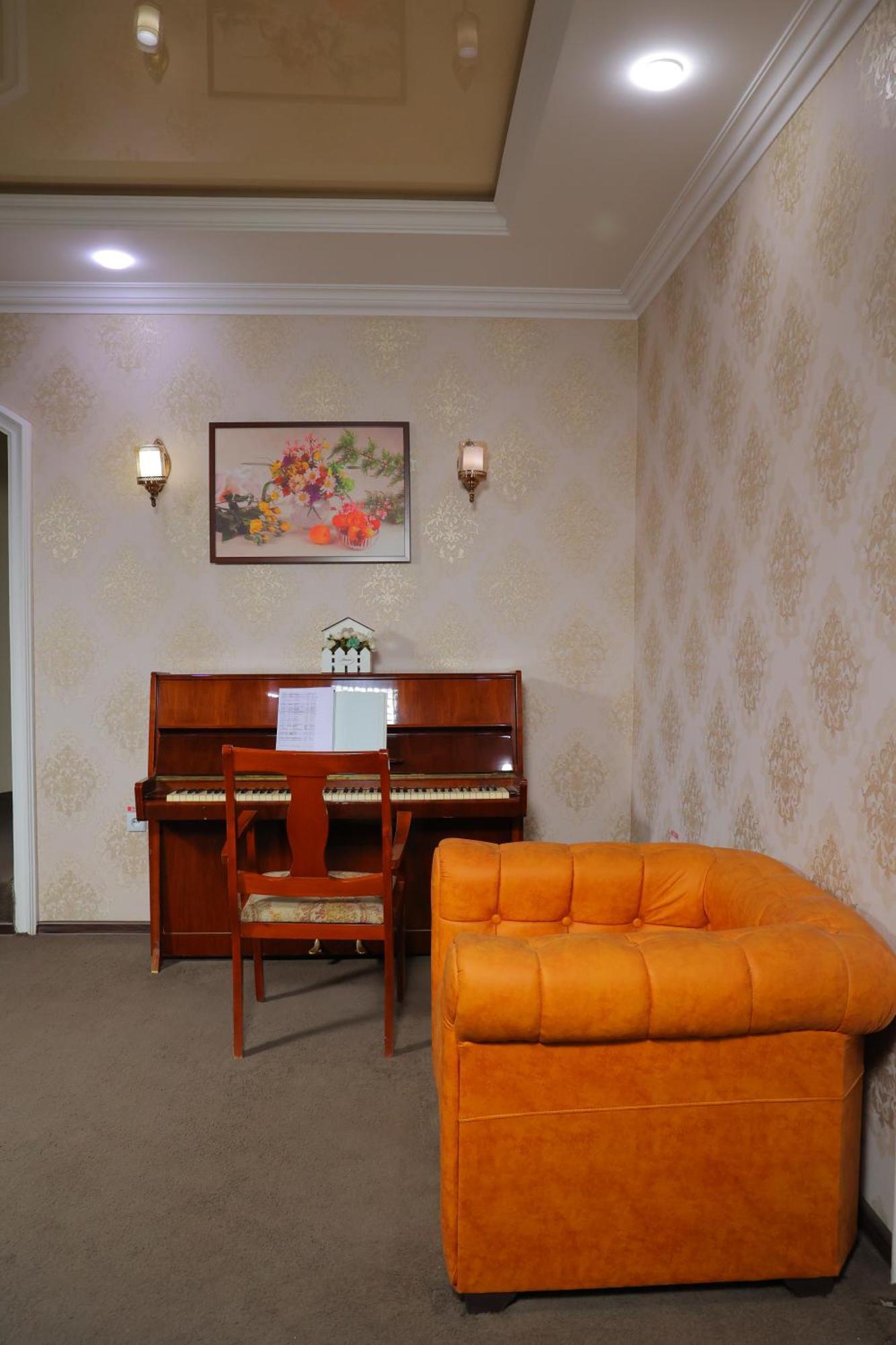 Asson Hotel Termez Extérieur photo