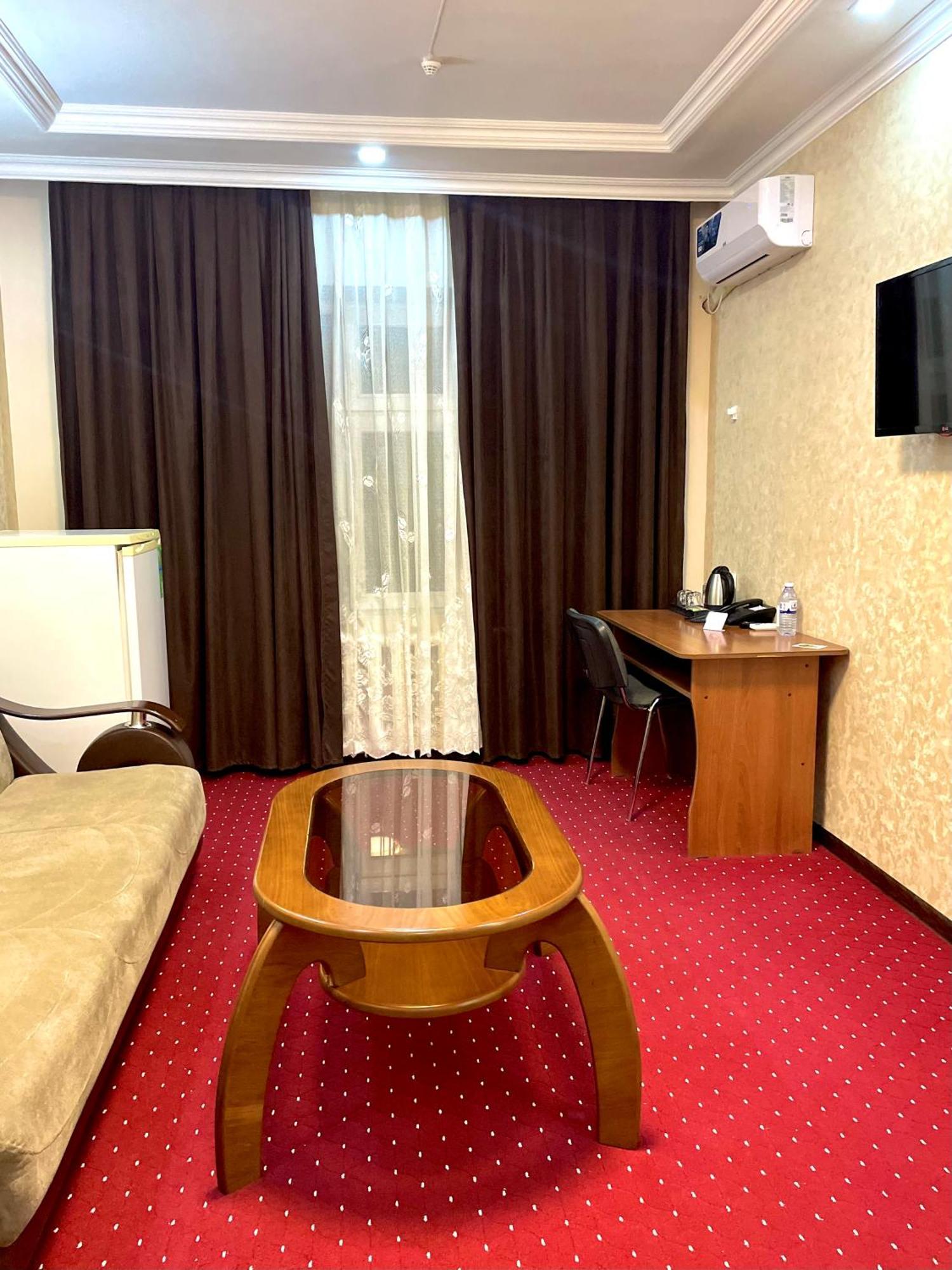 Asson Hotel Termez Extérieur photo