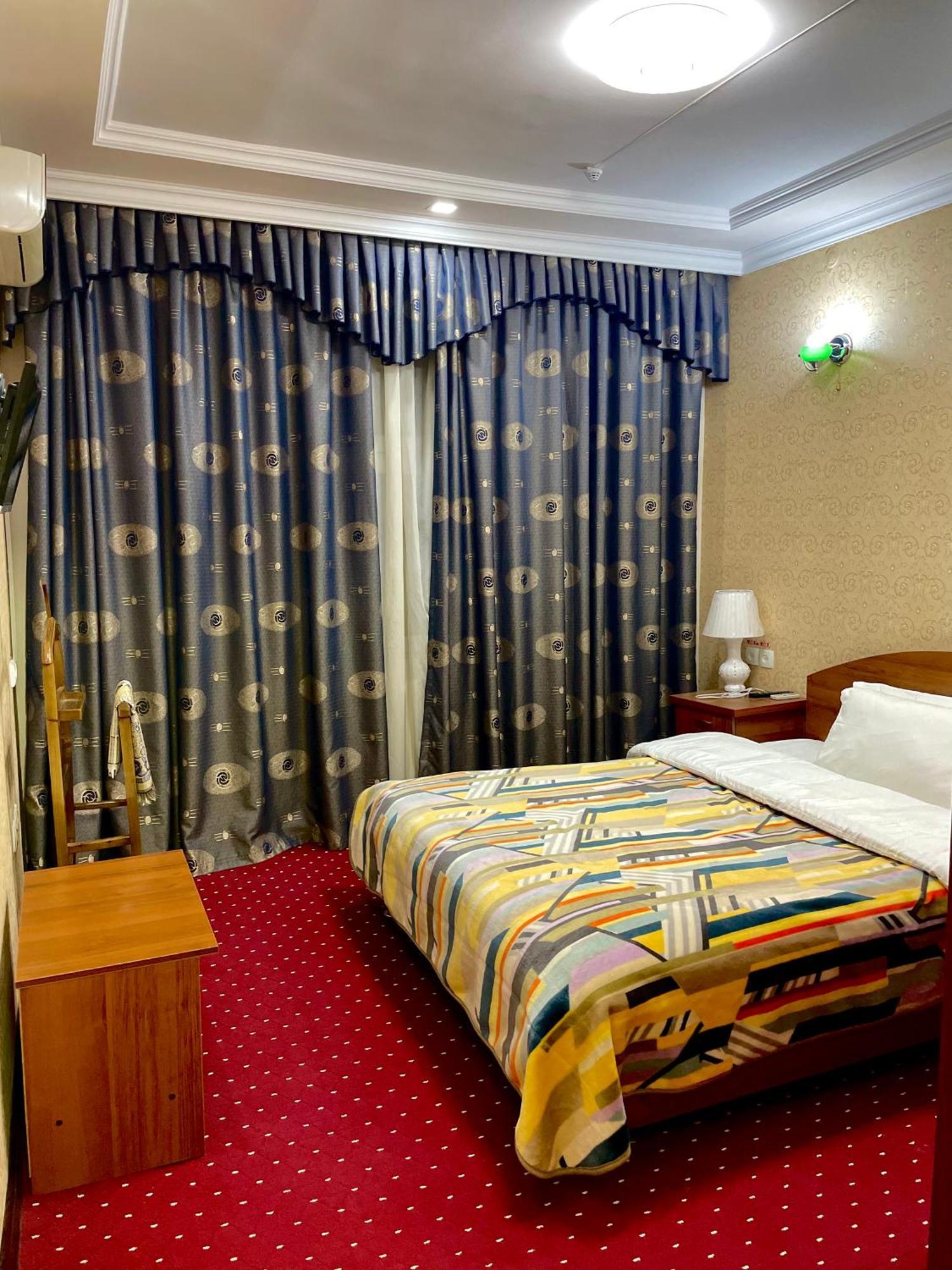 Asson Hotel Termez Extérieur photo