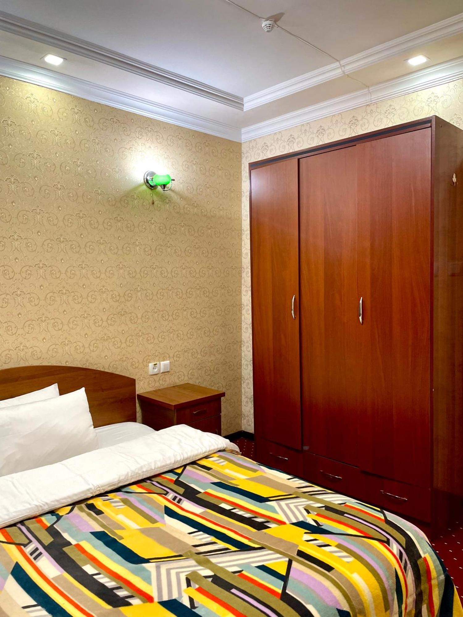 Asson Hotel Termez Extérieur photo